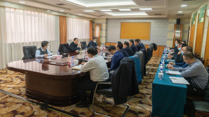 省政府國(guó)資委黨委書記、主任吳萬華到蘭州飯店調(diào)研