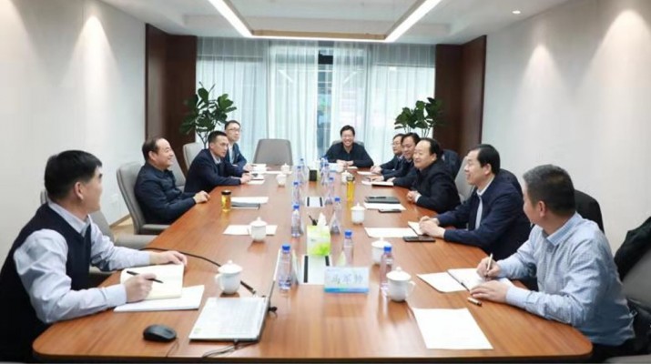 酒泉市肅州區(qū)委副書記、區(qū)長王永宏一行到訪集團(tuán)公司